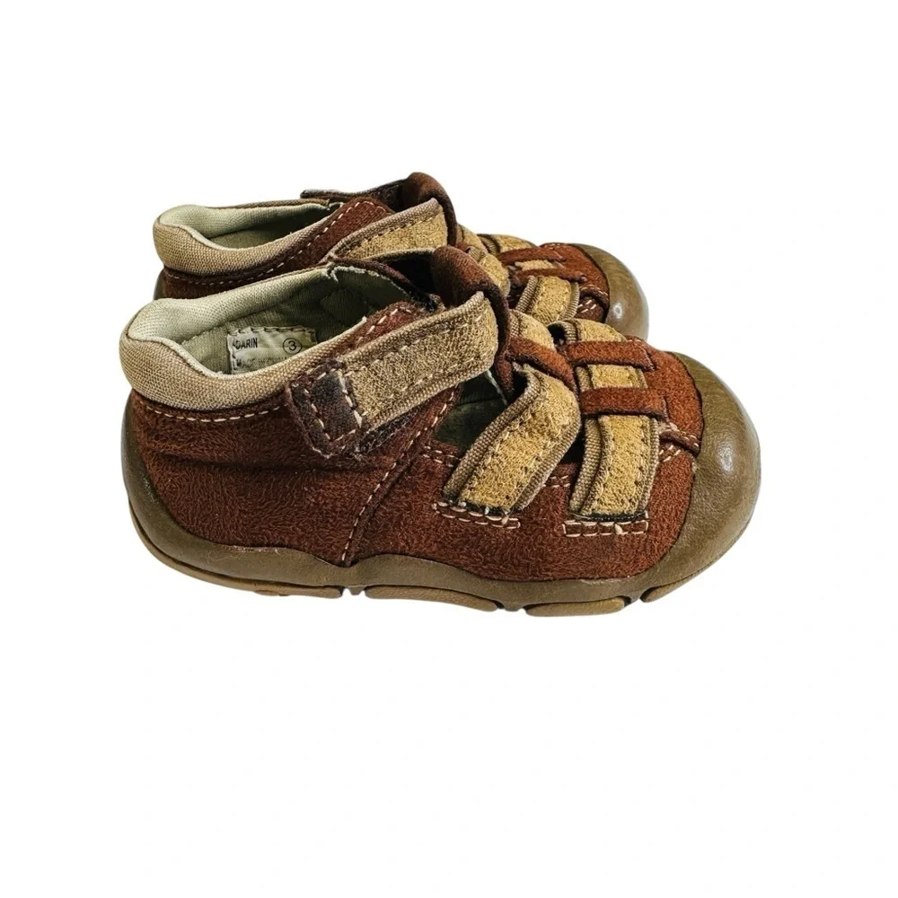 Bum Kids Darin Brown Tan Suede Hook and Loop Sandals Toddler Size 3